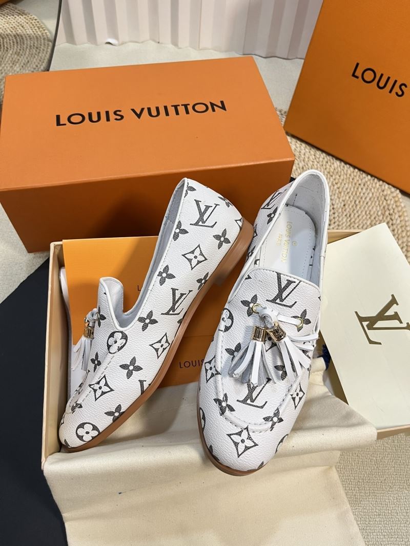 Louis Vuitton Low Shoes